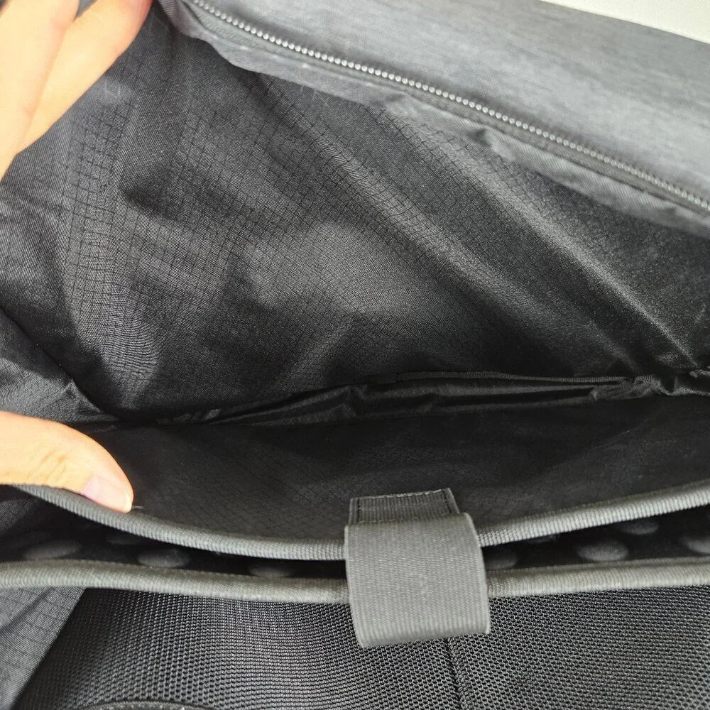 Samsonite Gray Computer Laptop Travel Bag Double Handles Detachable Strap